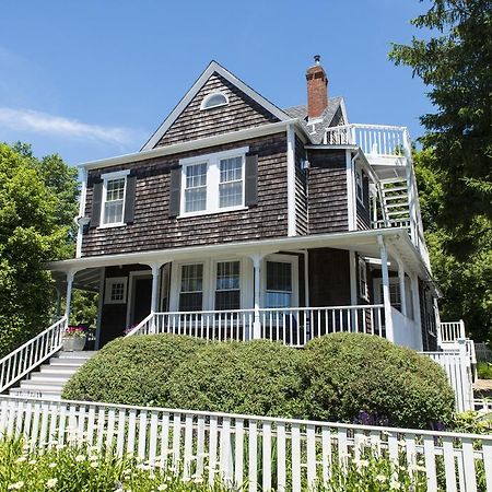 Crocker House Inn Vineyard Haven Exterior foto